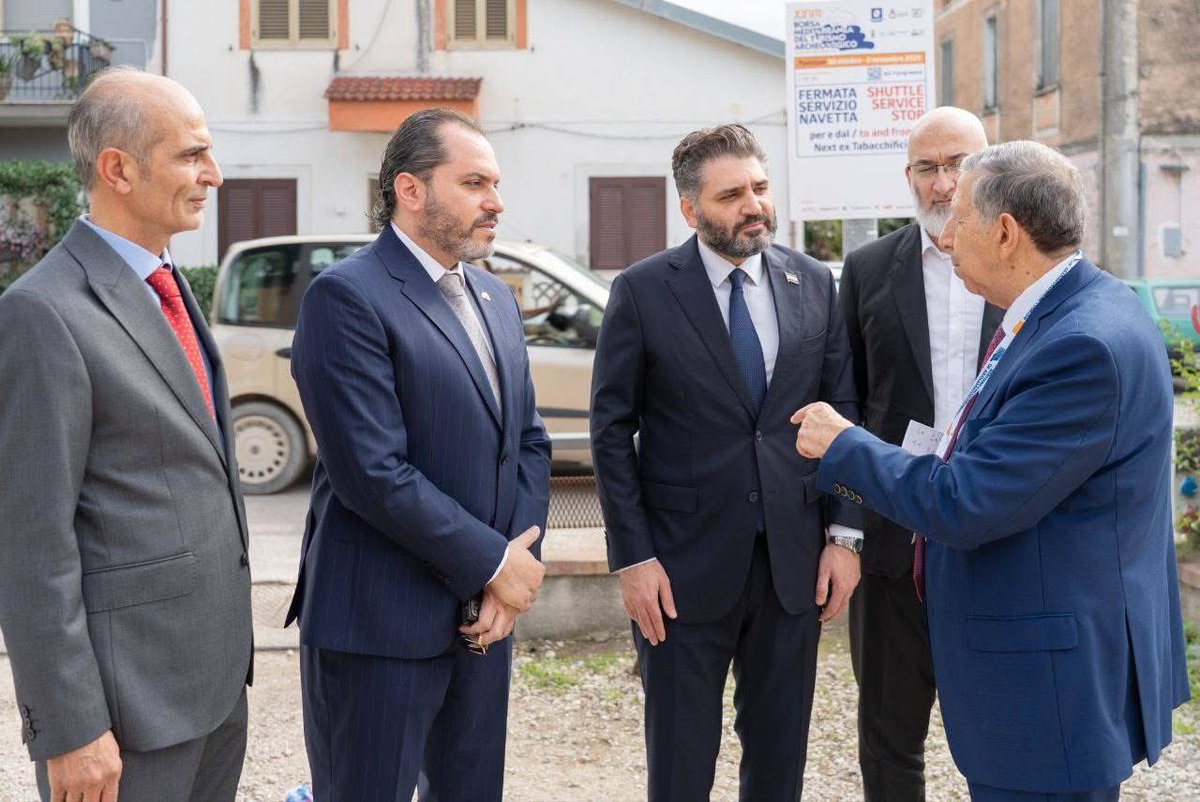 مشاركة بارزة لسوريا في المعرض المتوسطي للسياحة الأثرية بإيطاليا 2025

سجّلت المشاركة البارزة لوزير السياحة الأستاذ "مازن الصالحاني" ووزير الثقافة الأستاذ "محمد ياسين صالح" مشاركة بارزة في المعرض المتوسطي للسياحة الأثرية، الذي أُقيم في مدينة بيستوم الإيطالية بين 30 أكتوبر و2