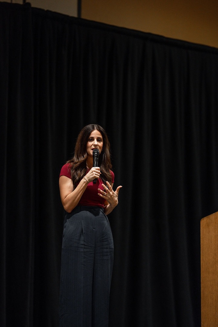 Teens from as far as Santa Barbara and Lancaster traveled to the Cathedral this past Tuesday to attend Christian Service 4 Life. 

The event included open talks with @davidhenrie and @lilagracerose

Full gallery 👇archdioceseoflosangeles.pixieset.com/christianservi…