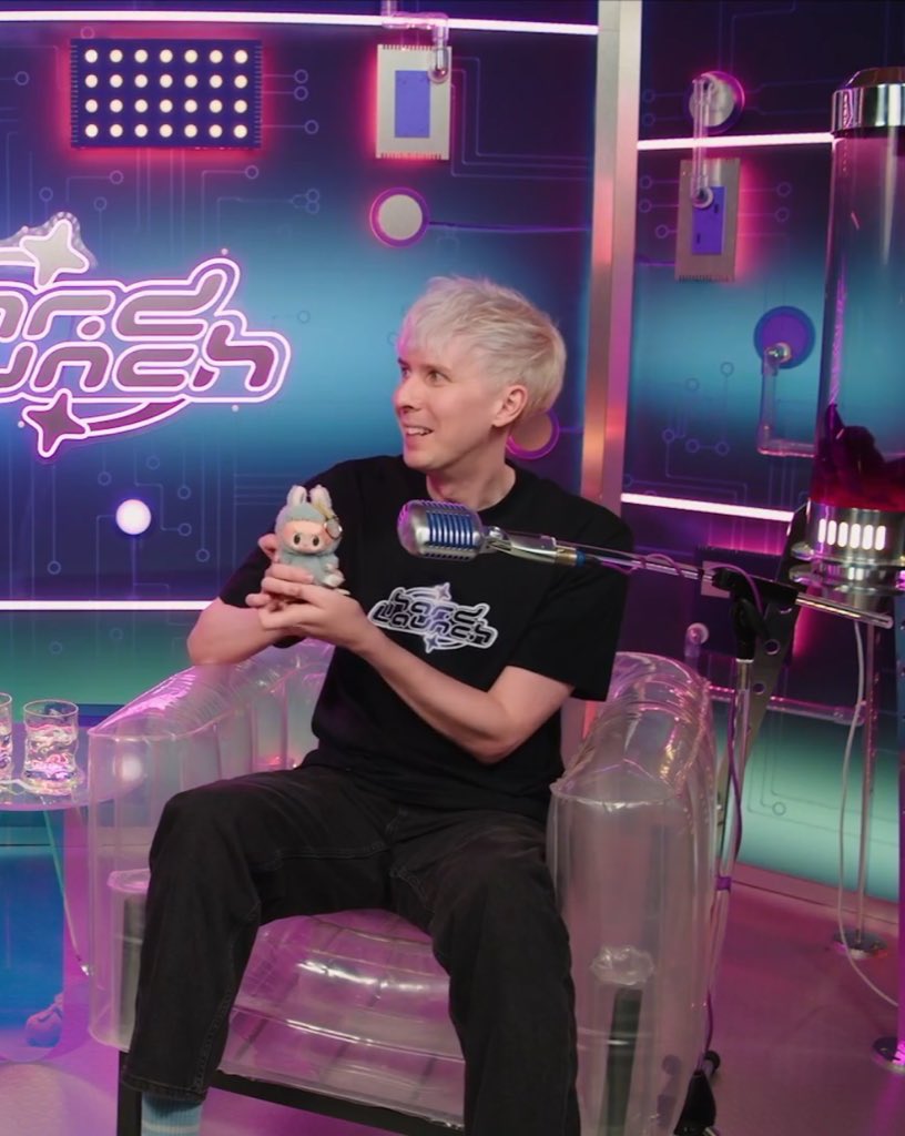 phanlorswift's tweet image. some phil reaction images so he doesn’t feel left out anymore ilysm