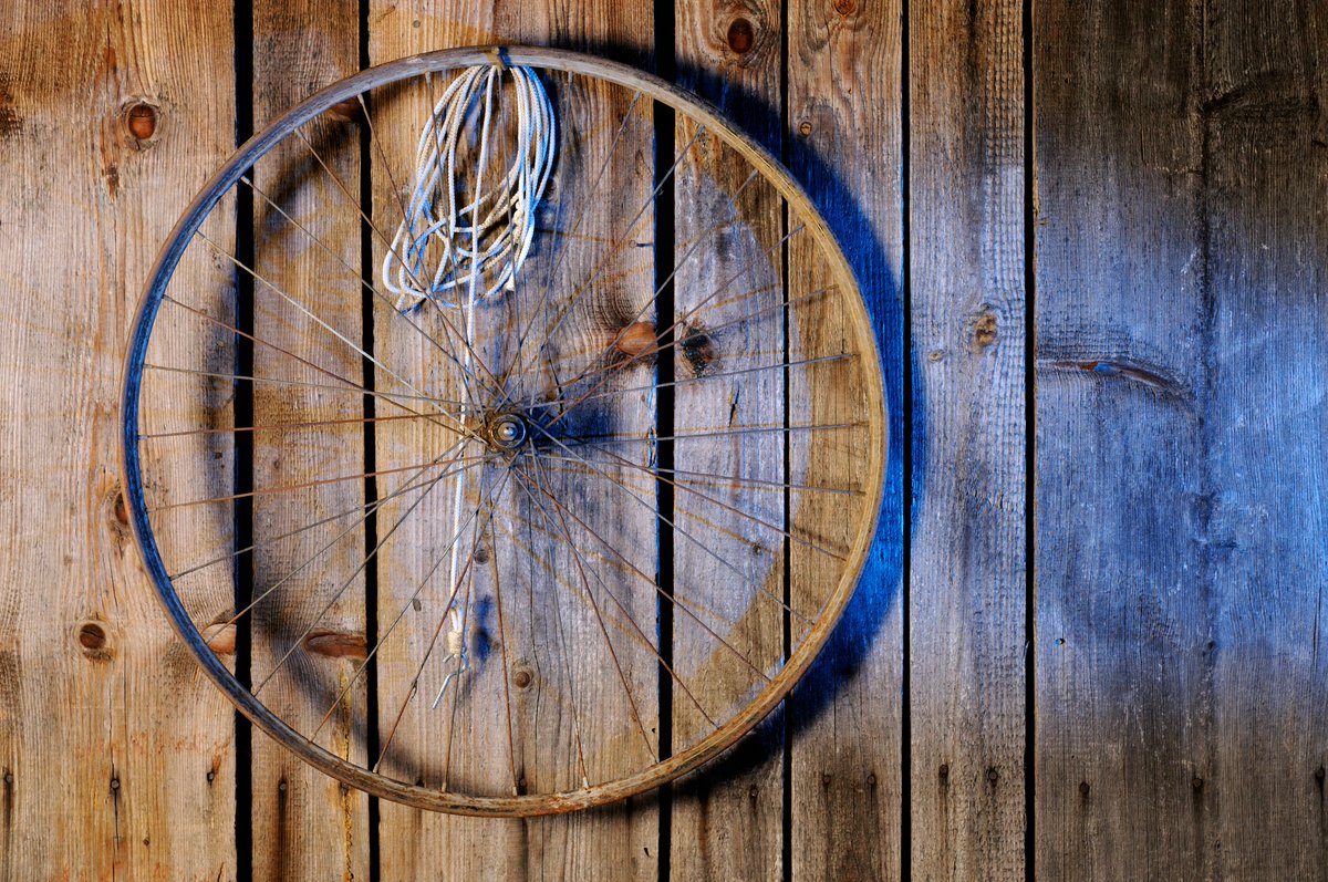 BikeIDNumber's tweet image. We’re not here to reinvent the wheels.
Just to make every one count.

BikeID joins the Battle of the Builders at the @CardanoSummit 2025.

Follow along this week as we show how blockchain can power real-world mobility - one bike at a time.

#CardanoSummit #BattleOfTheBuilders