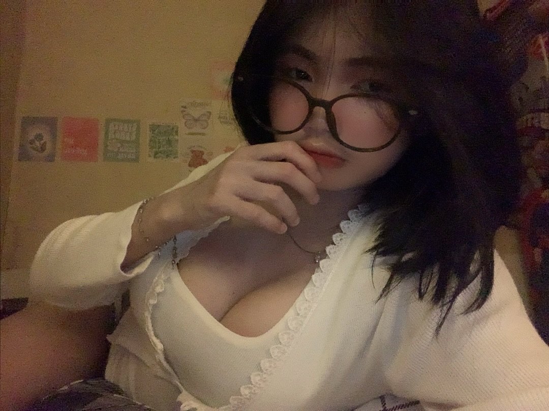 Ind1ra__'s tweet photo. seru kali yaa open jasa curhat😋 https://t.co/ARYJu4sCpo