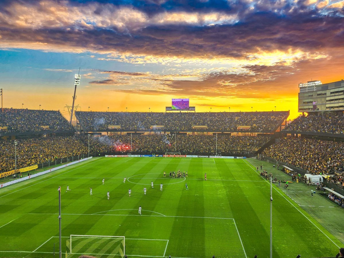 Que disparate de foto.