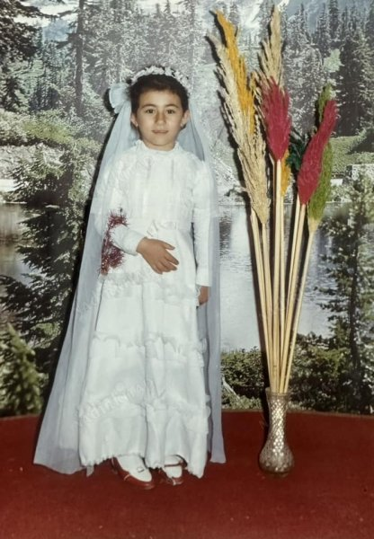 sana bırakırsak gelinin yaparsın ama değil mi?