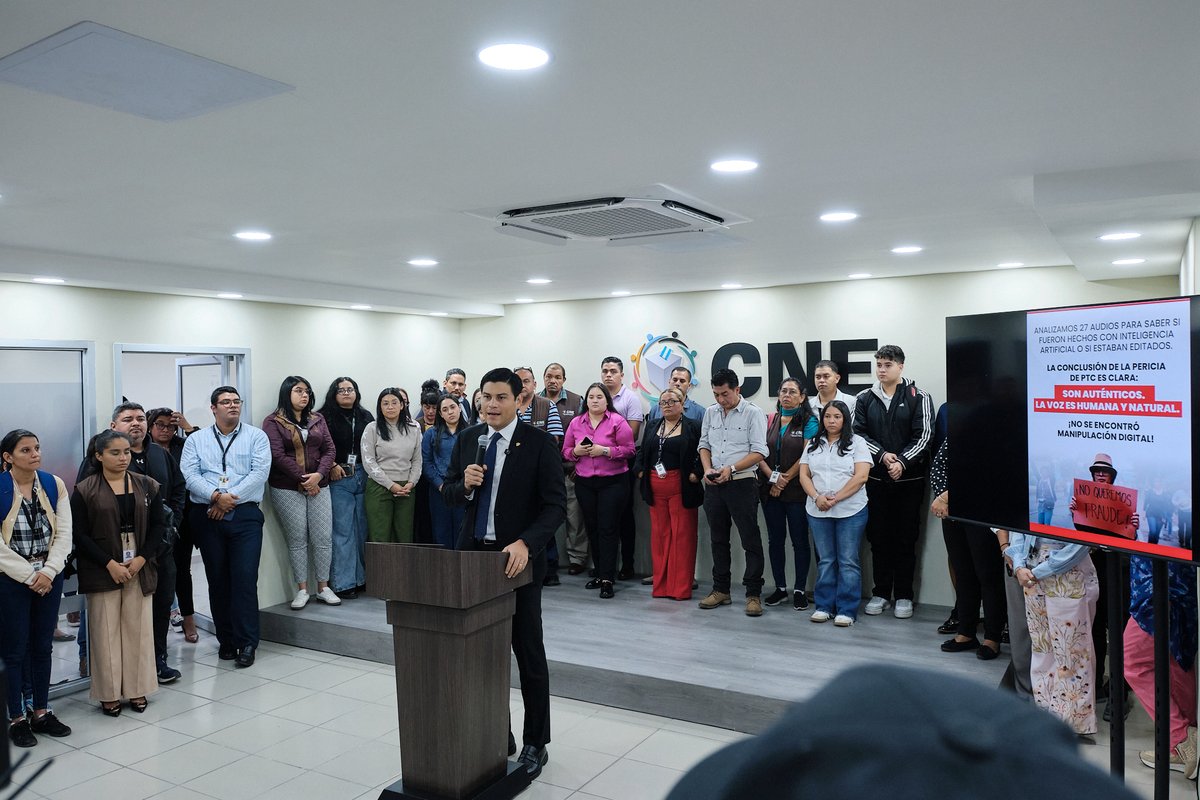 TitoLinux84's tweet image. ¡LOS AUDIOS SON AUTÉNTICOS!

El consejero electoral Marlon Ochoa insiste en su denuncia de un plan para minar el proceso electoral y cuestionar los resultados de las votaciones del 30 de noviembre. Ochoa advirtió que existe una campaña coordinada de desprestigio contra el CNE,…