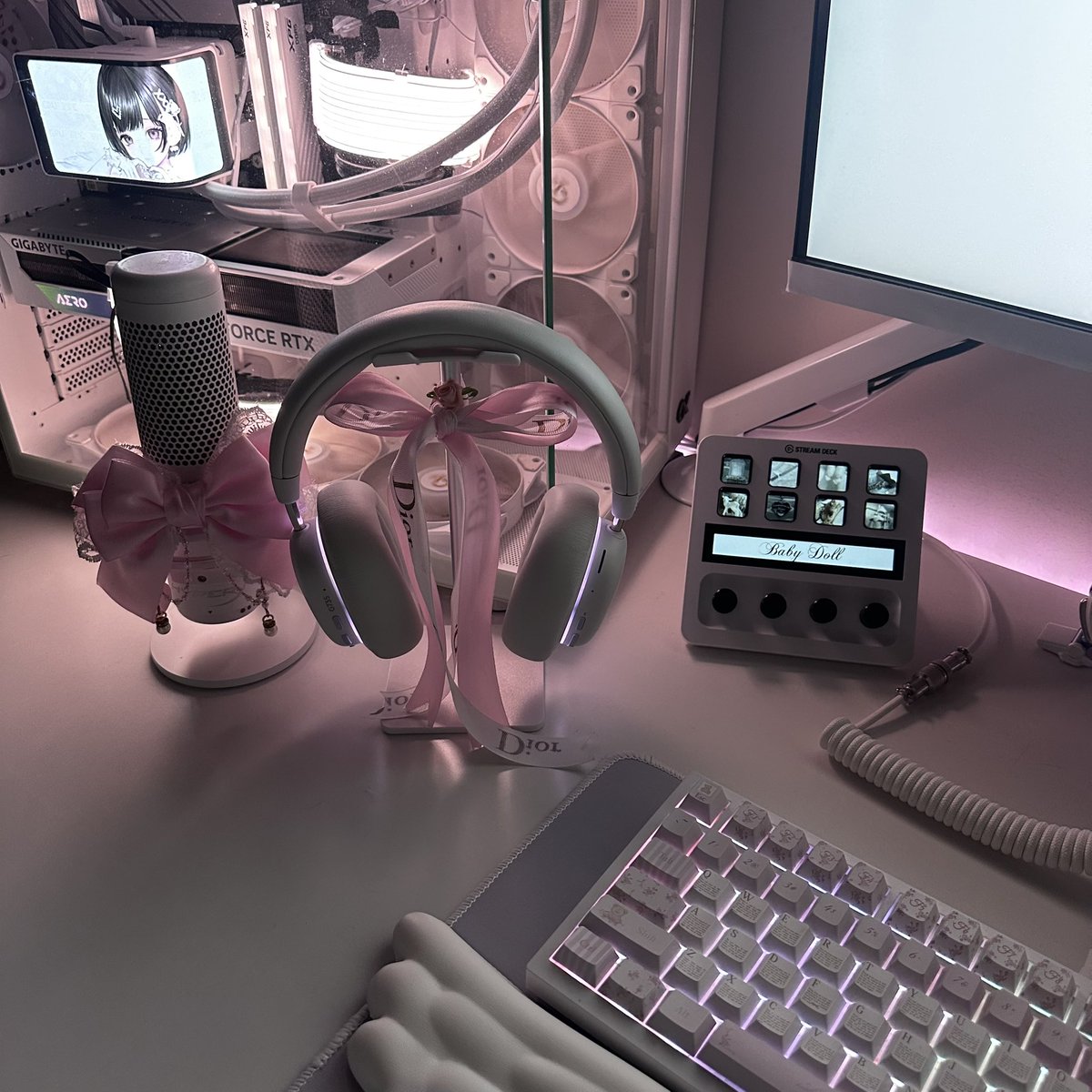 . ݁₊ ⊹ . ݁ ⟡ ݁ . ⊹ ₊ ݁.