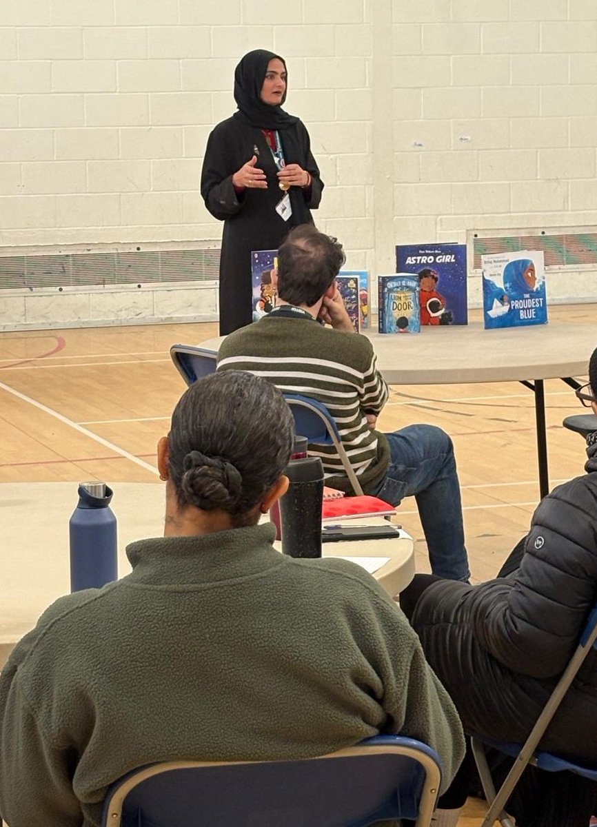 aini_butt's tweet image. Great start to the halfterm, Alhamdulillah!
I delivered an English Writing CPD focusing on Editing &amp;amp; Revising in my own school followed by 'Decolonising the Curriculum;Reframing Narratives' at a school in West London.
@sufiyaahmed and @OnjaliRauf providing new perspectives!