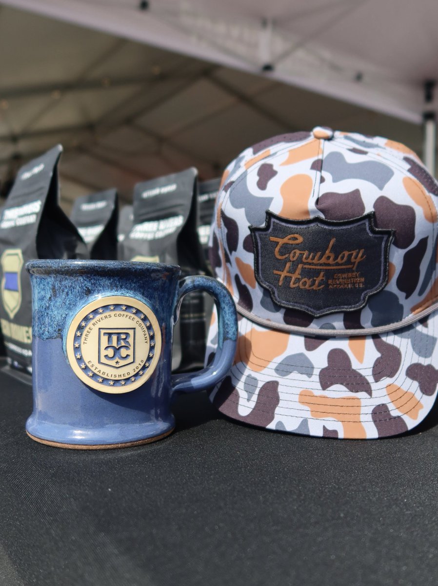 Thrriverscoffee's tweet image. Stay loyal to your brew (and your gear). Quality coffee deserves quality company ☕️ 

Shop our mugs and tumblers at threeriverscoffeecompany.com (never too early to start holiday shopping!) 

#trcc #coffeemug #coffeecups #premiumcoffee #holidaygiftguide