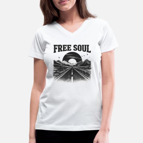 AhmedDi10062016's tweet image. Be a Free Soul.
Stay True.
That’s the real luxury. 🖤

#retrovebtees #freesoul #staytrue #retrovibes #minimalstyle #vintageaesthetic #blackandwhitefashion #motivation #streetwear #selfgrowth