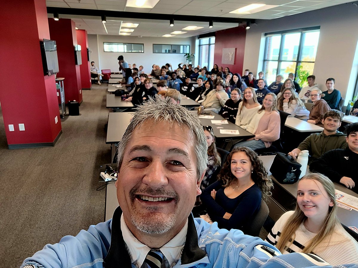 acton_jon's tweet image. Had a great time sharing the 2 am Courage and Broken Shells message to TSA student leadership today @CTEandMe