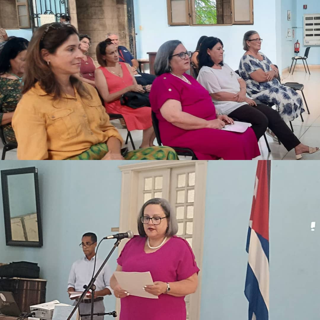 citmacuba's tweet image. En el Archivo Nacional, celebra #Cuba el Día del Archivero Cubano, con VM @citmacuba Adianez Taboada @adianez_taboada; Martha Ferriol, dir Gestión Documental y Archivo #Citma; Elena Nápoles, oficial de programa de Unesco y Elvira Corbelle, directora @ArchivoNacional
👇🏻