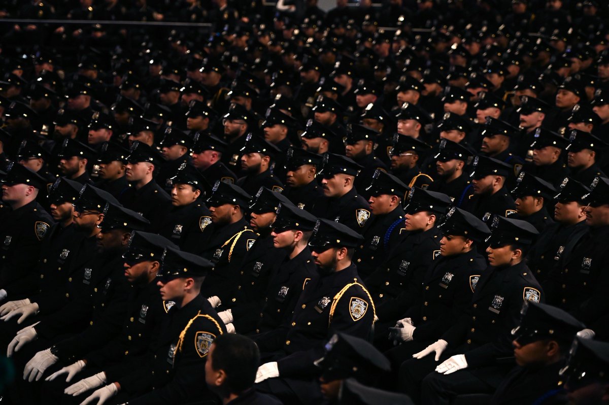 NYPD1stDep's tweet image. Congratulations to the newest NYPD officers! Today, these dedicated recruits officially join the ranks, ready to protect and serve the people of New York City with honor, courage, and commitment.