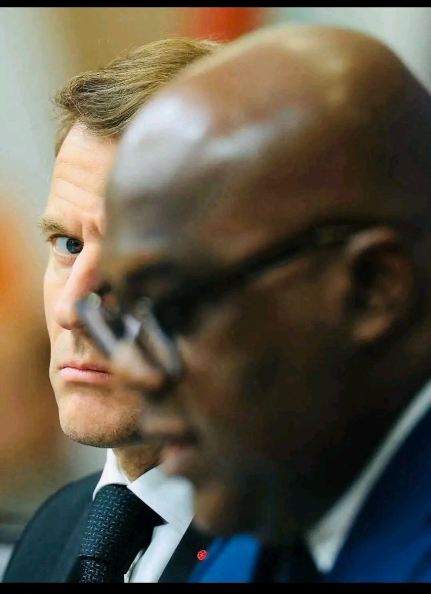 Tu vas voir, je veux profiter de l'aide humanitaire pour leurs envoyer des munitions; Tu m'énerves avec ton discours de retrait des troupes rwandais sur le sol congolais, comment est ce qu'on va transporter nos minerais volés à l'EST
😂😂😂😂😂😂😂 Macron 🙄