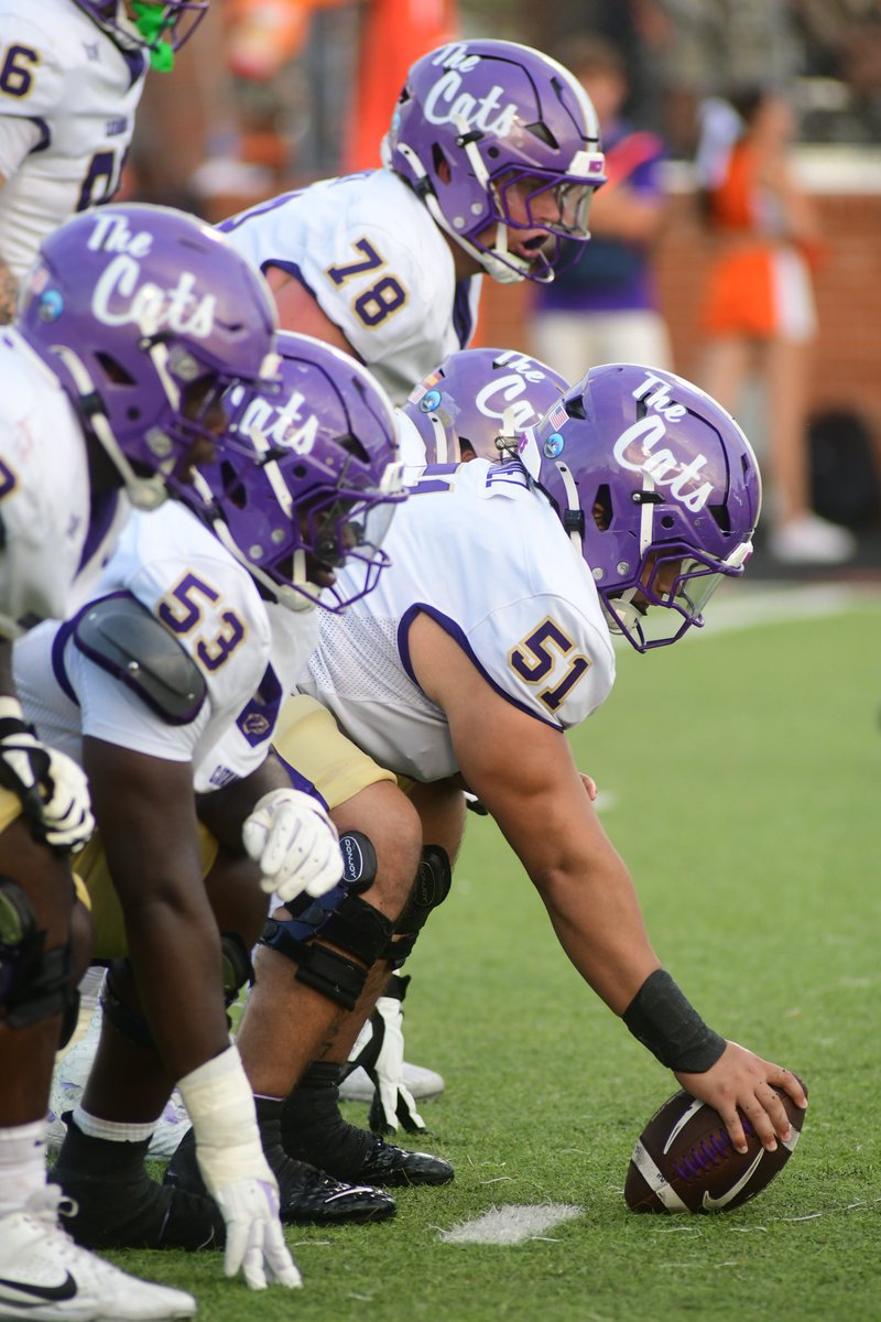 NCFootballNews's tweet image. 🟪 Welcome back to the Top 25, Western Carolina! 🟪

🏈24th in AFCA Coaches Poll
🏈24th in Stats Perform media poll
🏈6-game winning streak
🏈Hosts No. 10/12 Mercer on Saturday

HUGE week for the Catamounts!