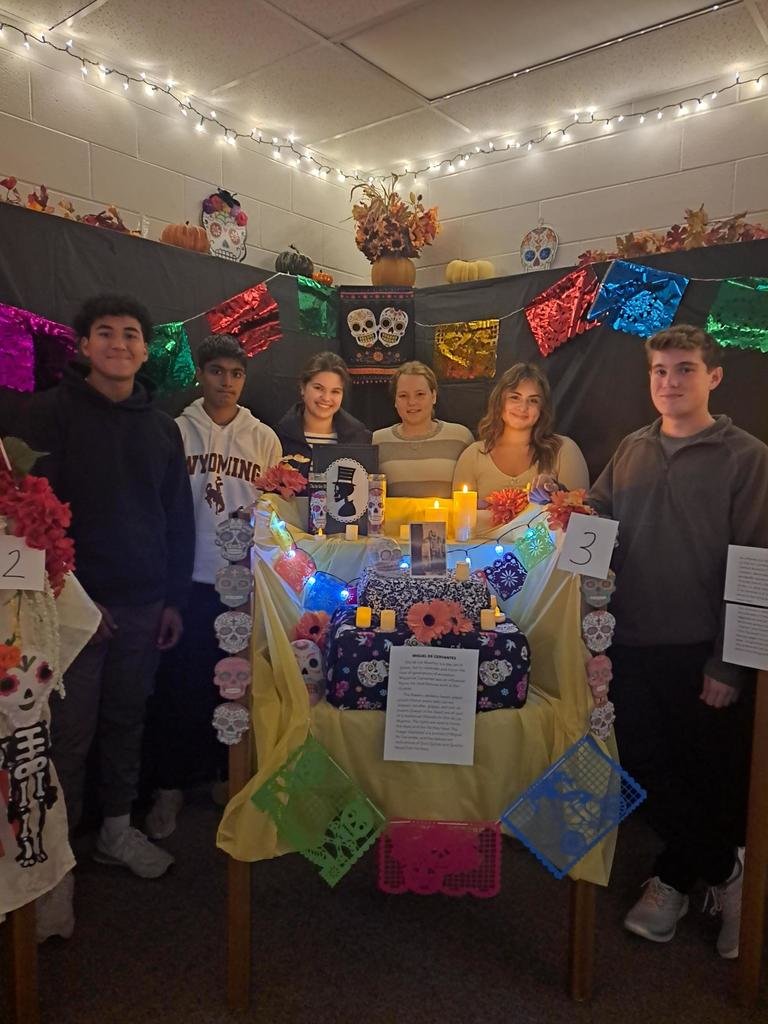Spanish 5 Literature class gaining perspective about El Día de los Muertos, teaching us that remembrance is a form of gratitude.