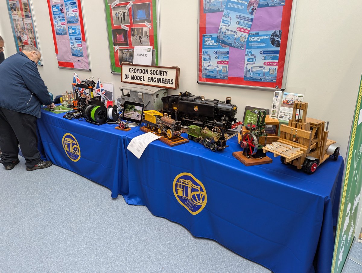 XLDisplays's tweet image. Many thanks to Dan for sending in this image of his Tablecloth at a recent event. The display looks great &amp;amp; the tablecloths add a great level of branding too!

Large Printed Tablecloth xldisplays.co.uk/products/print…
Tablecloths xldisplays.co.uk/categories/Pri…

#tablecloth