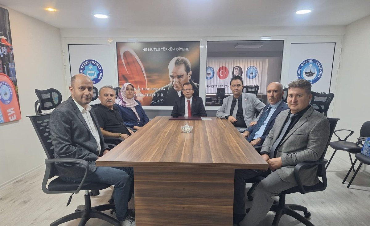 Türk Diyanet Vakıf-Sen İzmir Şubemizin 8.Olağan Genel Kurul sonrası İlk Yönetim Kurulu toplantısı gerçekleştirildi.