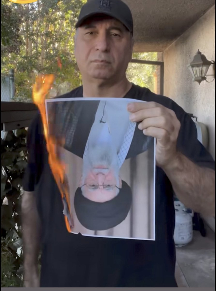 حمید فرخ نژاد 
دیگه هیچ جای دنیا امنیت نخواهد داشت
#بماند_بیادگار