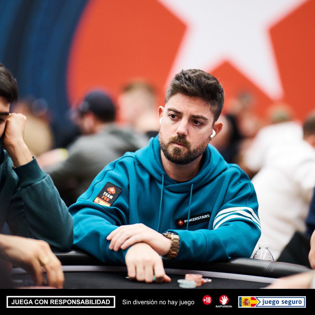 PokerStarsSpain's tweet image. ¡Hoy toca DIRECTO de #GalacticSeries! 💥 

Ya tenemos a @and1ero con la parrilla de MTTs abierta, con 2 AUTÉNTICOS BOLONES 🔝 

Día 2 del 100 € Sunday Special y día 2 del 50 € Special, ambos ya en ITM 💰 

¿No creo que vuelva a hacerlo no? 😲 👇 

🔗 psta.rs/TwitchES