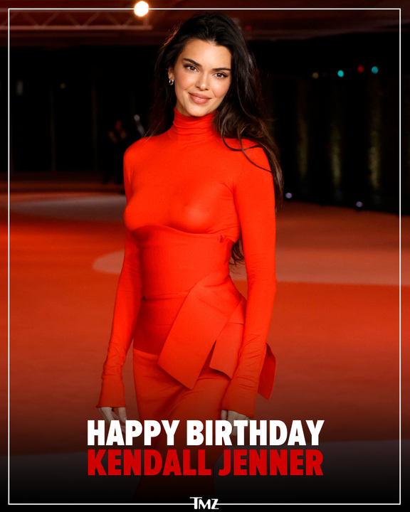 Happy 30th birthday Kendall Jenner! 🥂
