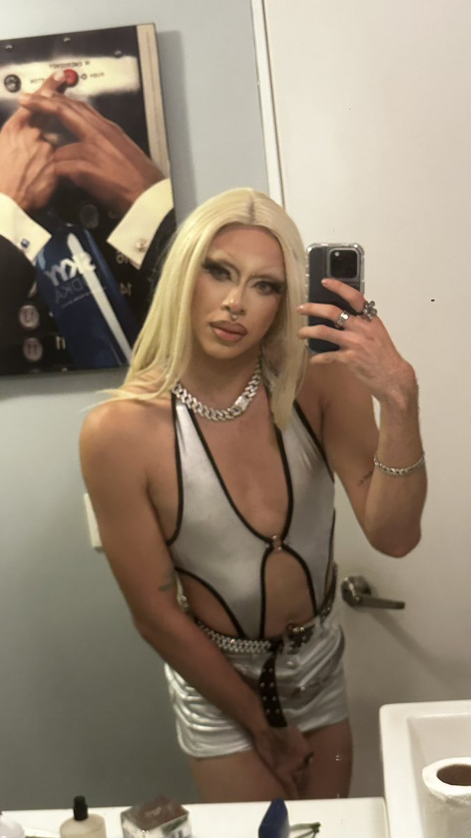 markendrx's tweet image. Kendra ha nacido