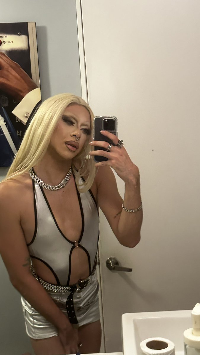 markendrx's tweet image. Kendra ha nacido