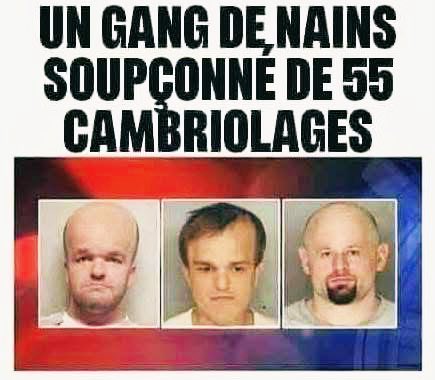 Le mec de gauche c’est sûrement lui le cerveau de la bande 😭😆🤣😂😭