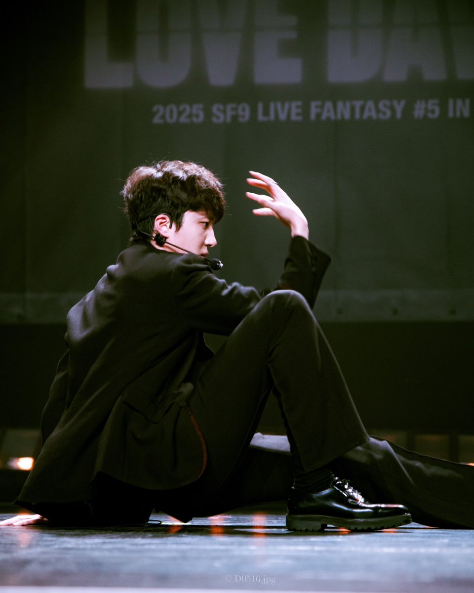 AfterHours_Mag_'s tweet photo. [Gallery] @SF9official TOUR [LOVE DAWN] 2025 SF9 Live  Fantasy #5 in Boston

📸: @dy4ni_ 

[Credit photographer when reposting]

 #SF9 #lovedawn #inseong #chani #youngbin #hwiyoung #jaeyoon #인성 #찬희 #영빈 #재윤 #휘영 https://t.co/OHHwAhEZih