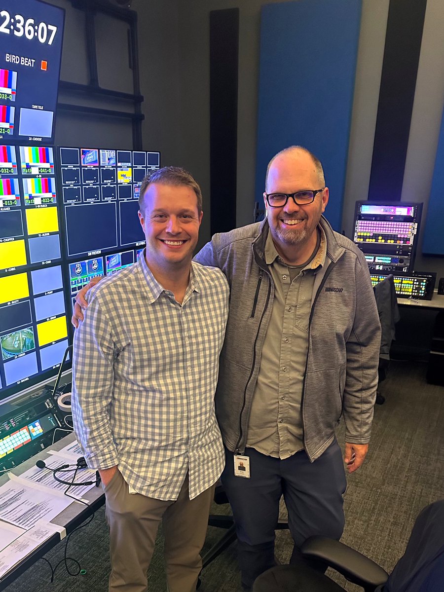 KalebCombs's tweet image. The 2025 @TheCW_Sports #NASCAR season is over. And what a year it was. Thankful for such a great team that worked tirelessly all year to bring great coverage of the @NASCAR_Xfinity series. 🍻 to these offseason. 2026 loading....