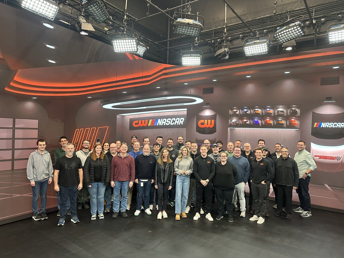 KalebCombs's tweet image. The 2025 @TheCW_Sports #NASCAR season is over. And what a year it was. Thankful for such a great team that worked tirelessly all year to bring great coverage of the @NASCAR_Xfinity series. 🍻 to these offseason. 2026 loading....