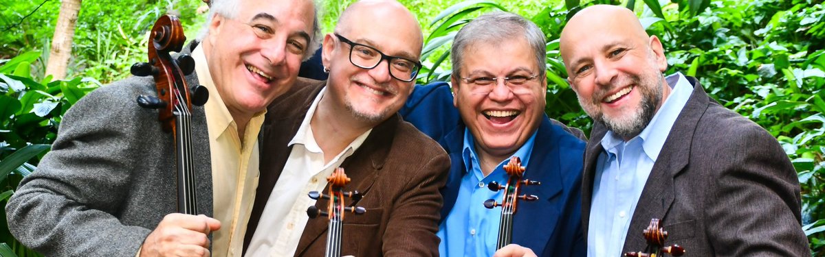 ¡HOY 18:00 HRS!💚
Gran Noche Brasileña junto a Cuarteto Atlas, agrupación que reúne a músicos de las orquestas más famosas de Brasil.

🎟️Tickets: ticketplus.cl/events/noche-b…
⭐️Descuentos: Estudiantes, 3ª edad, Vecinos #LasCondes y #Vitacura, y Beneficios #LaTercera

<a href="/EmbBrasilChile/">Embajada de Brasil en Chile 🇧🇷🇨🇱</a>