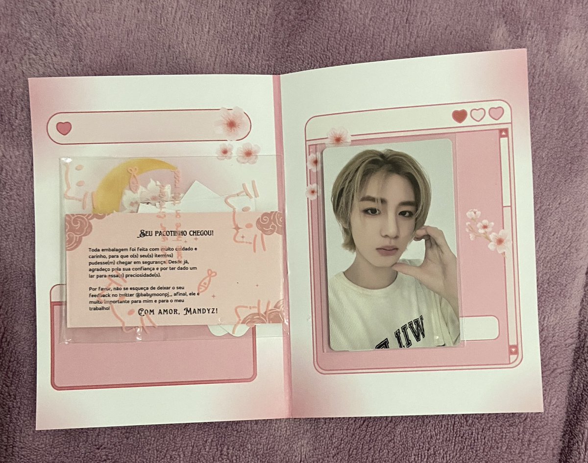 Joysunggie_'s tweet photo. 💌Feedback super positivo para @babymoonpj_  que me vendeu o pc, chegou bem embalado. O vendedor foi muito educado e atencioso durante todo o processo. O envio foi rápido e seguro, e ainda vieram brindes lindos .💖 https://t.co/DqigsES7U0