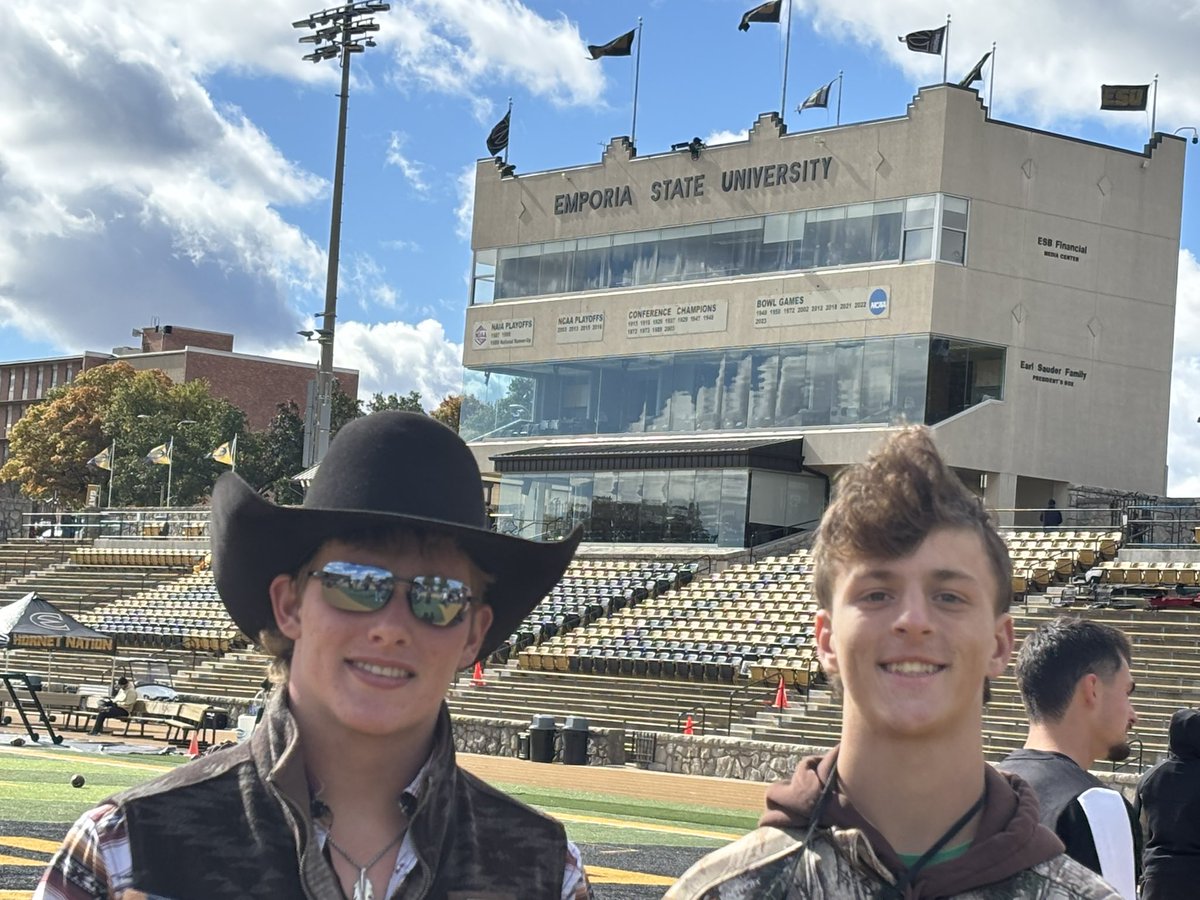 coopermccord03's tweet image. Had an amazing time at emporia! Man I love Kansas! Thank you @CoachMcDown and @CoachHarelson for allowing me this opportunity!