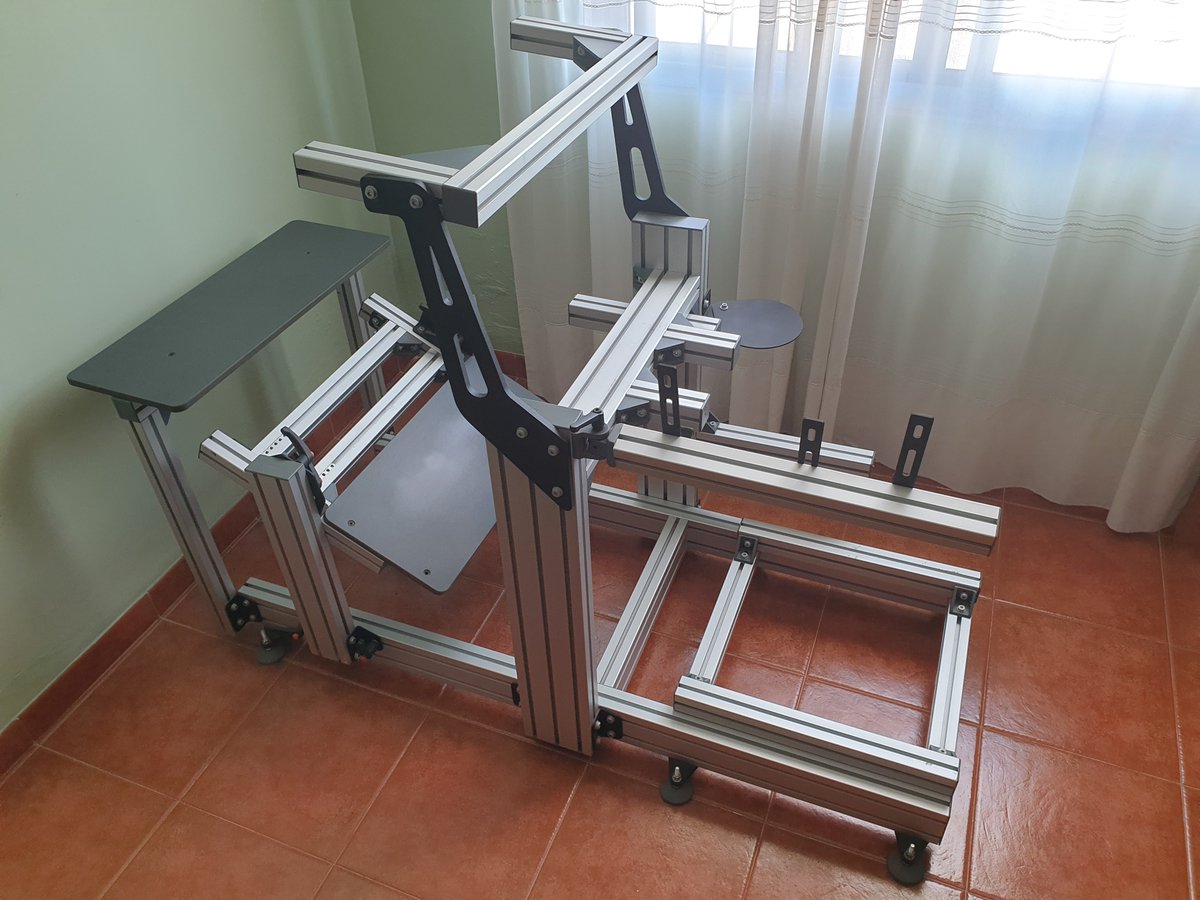 Custom Cockpits KR135 EVO vendido.
Ya está de camino a la casa de un buen colega que a buen seguro le sacará mucho partido.