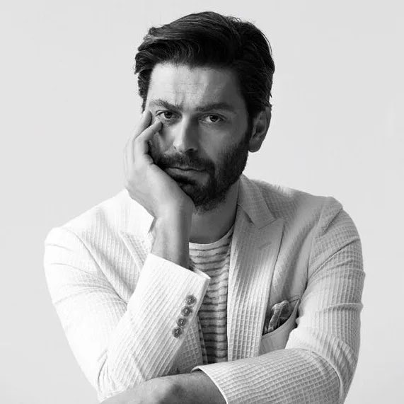 ancientaches's tweet photo. 🚨 — Ozan Akbaba’s “Çek Tetiği” is now the FASTEST song in HISTORY to reach 4 billion streams on Spotify, surpassing The Weeknd’s “Blinding Lights” https://t.co/BczYDlnkh8