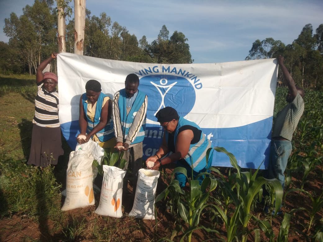 Harvesting crops with <a href="/HumanityFirstKE/">Humanity First Kenya</a> to support special needs #children with Cerebral Palsy in western #Kenya