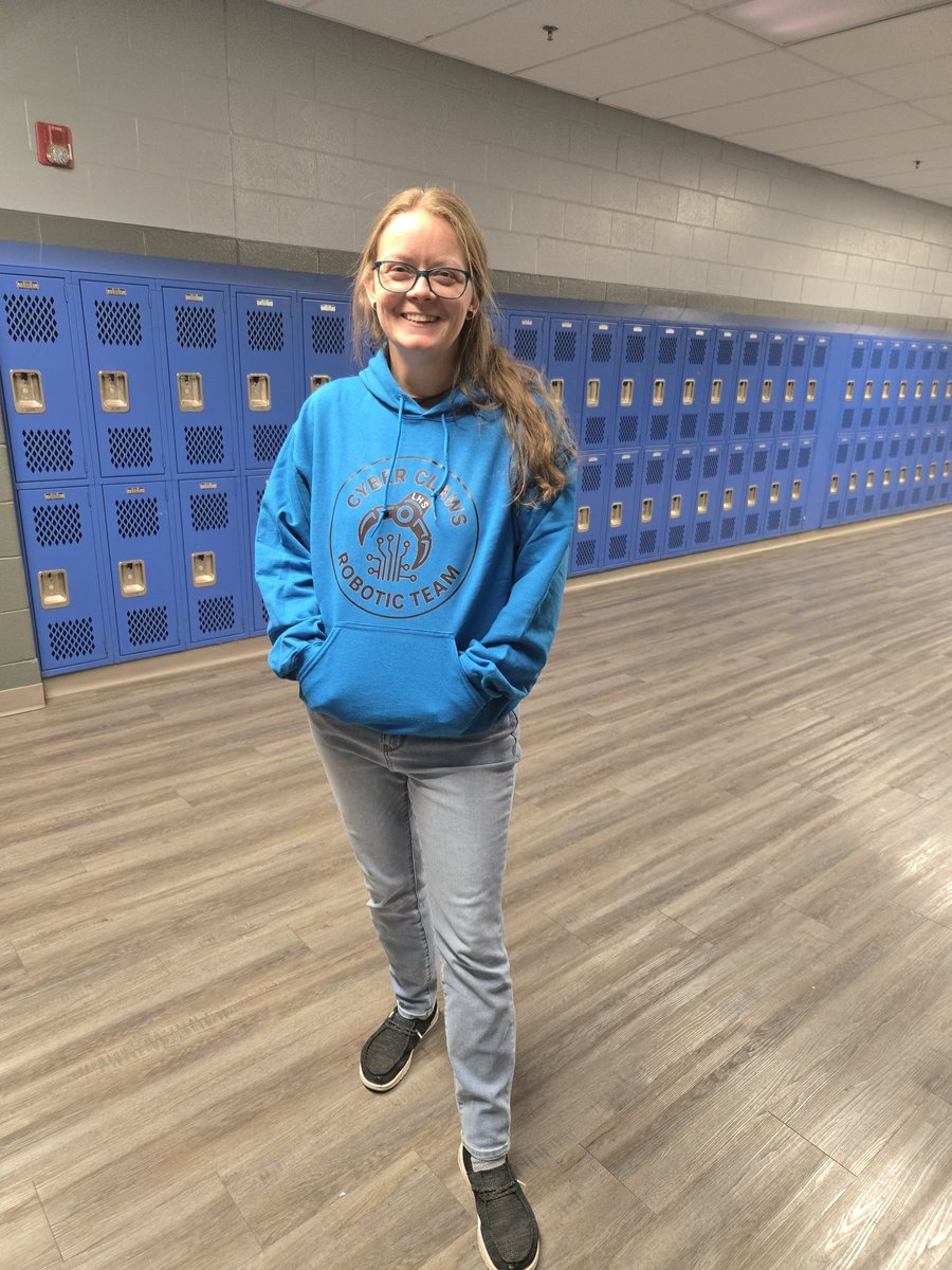 MrsEnglade's tweet photo. LHS Cyber Claws Robotics Team is official, we have shirts! So grateful to @tnvalleyauthority for our robotics grant and making our team a reality! @LHSintheNews @rucoschools https://t.co/zCc1SFbrMl