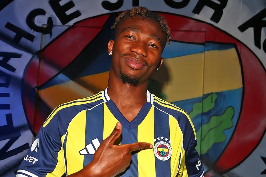 Sinan Engin: 

Dorgeles Nene'nin çok büyük bir torpili var. 20 milyon euroya transfer oldu ve banko oynuyor. Fenerbahçe oyuncusu değil, Anadolu takımında zor oynar.