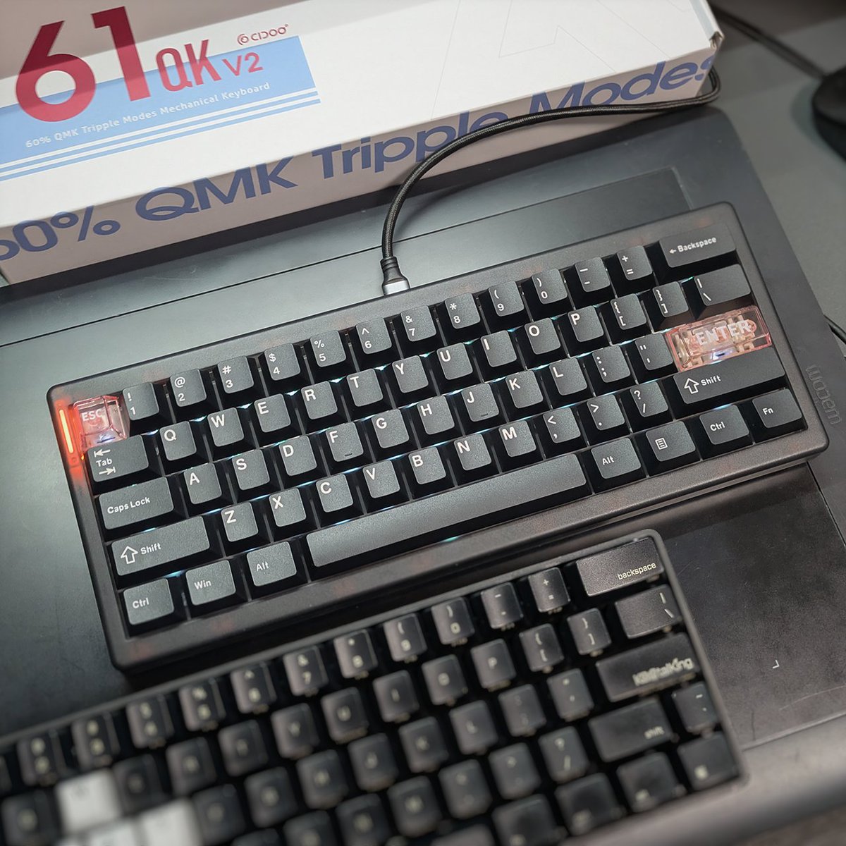 ガスケットマウントのコトコトキーボードを試したくて61QK V2買ってみた。打鍵音良過ぎてもう普通のメカキーには戻れないｗ