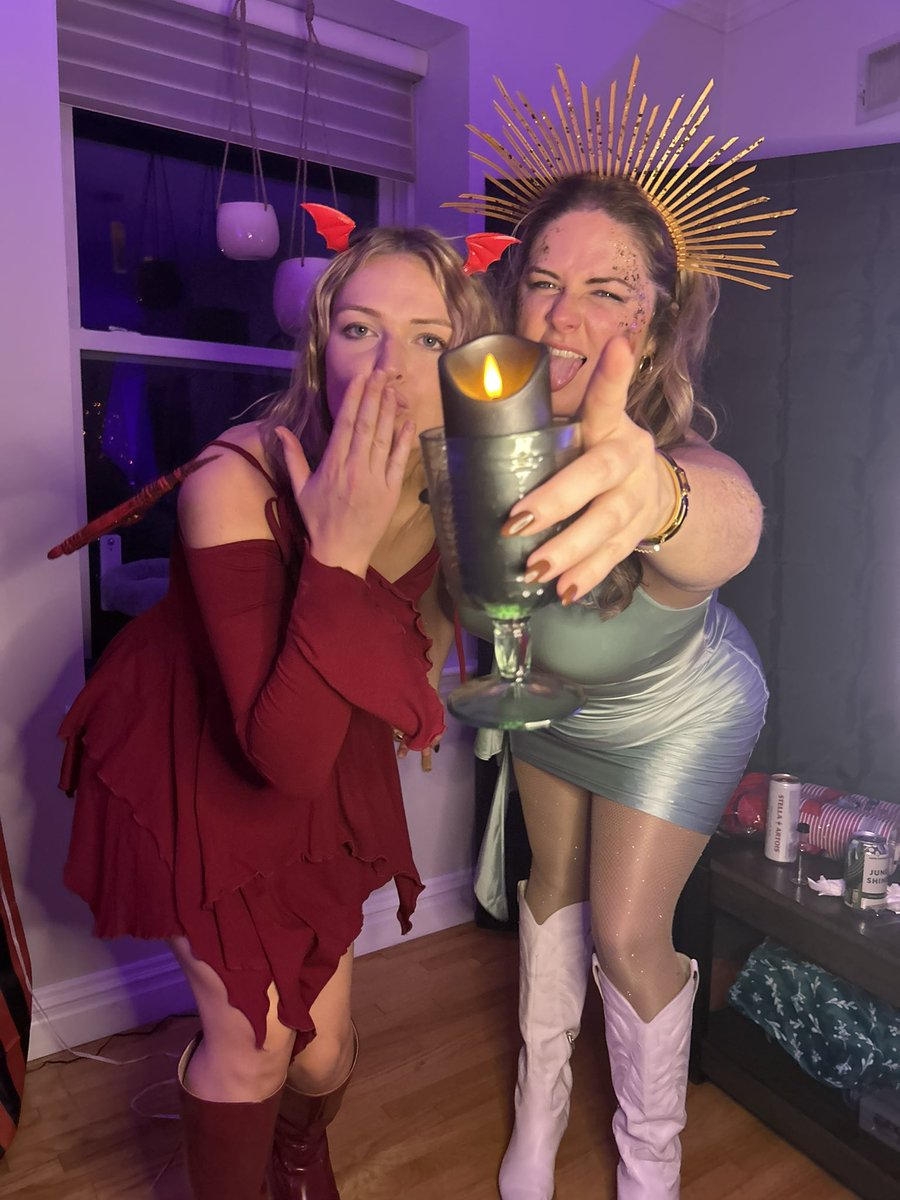 Allissa L | Romance Writer tweet media