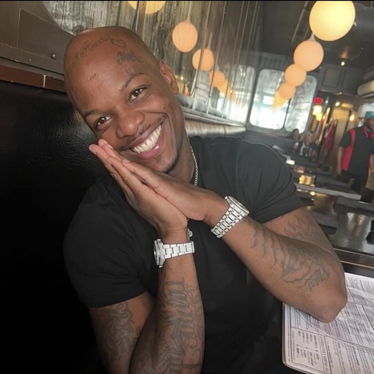 de’asia (@deasiawrld) on Twitter photo 