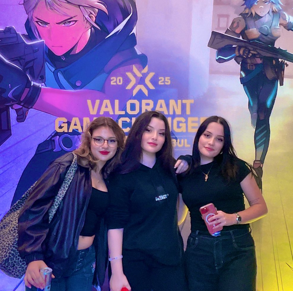 zeravll's tweet image. Al bismillah @luciDdee @YinsuCollins @Peyderpeyy__ @reddvlr @EloXcs