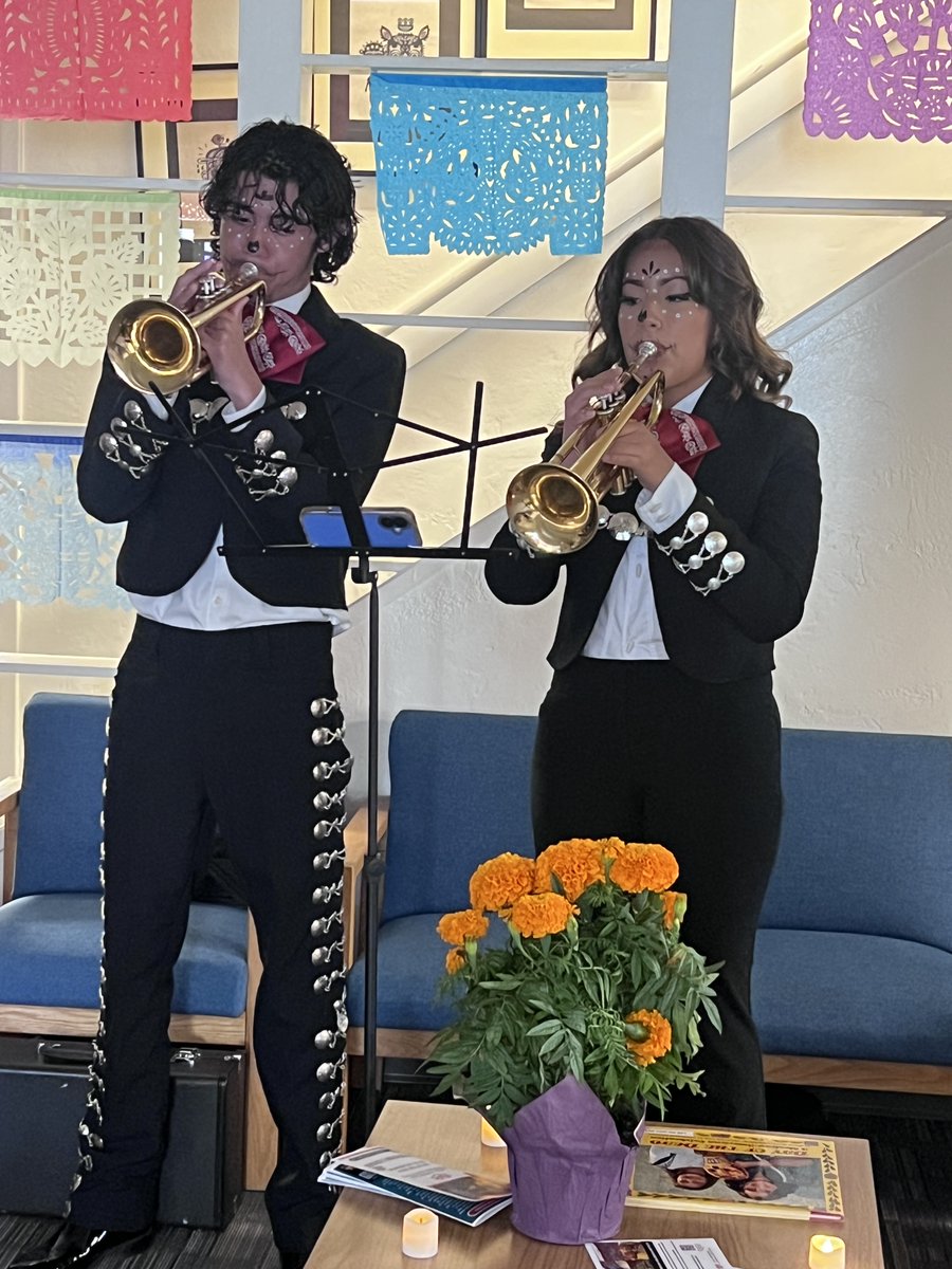 Thank you so much to everyone who joined us for the LAII and CCS <a href="/XicanosUNM/">UNM Xicana/o Studies</a>  Day of the Dead celebration last Thursday!

We enjoyed vibrant music from @mariachilobo_unm, creative face painting by @fantasyfacepaintingco, and delicious food from @streetfoodinstitute.