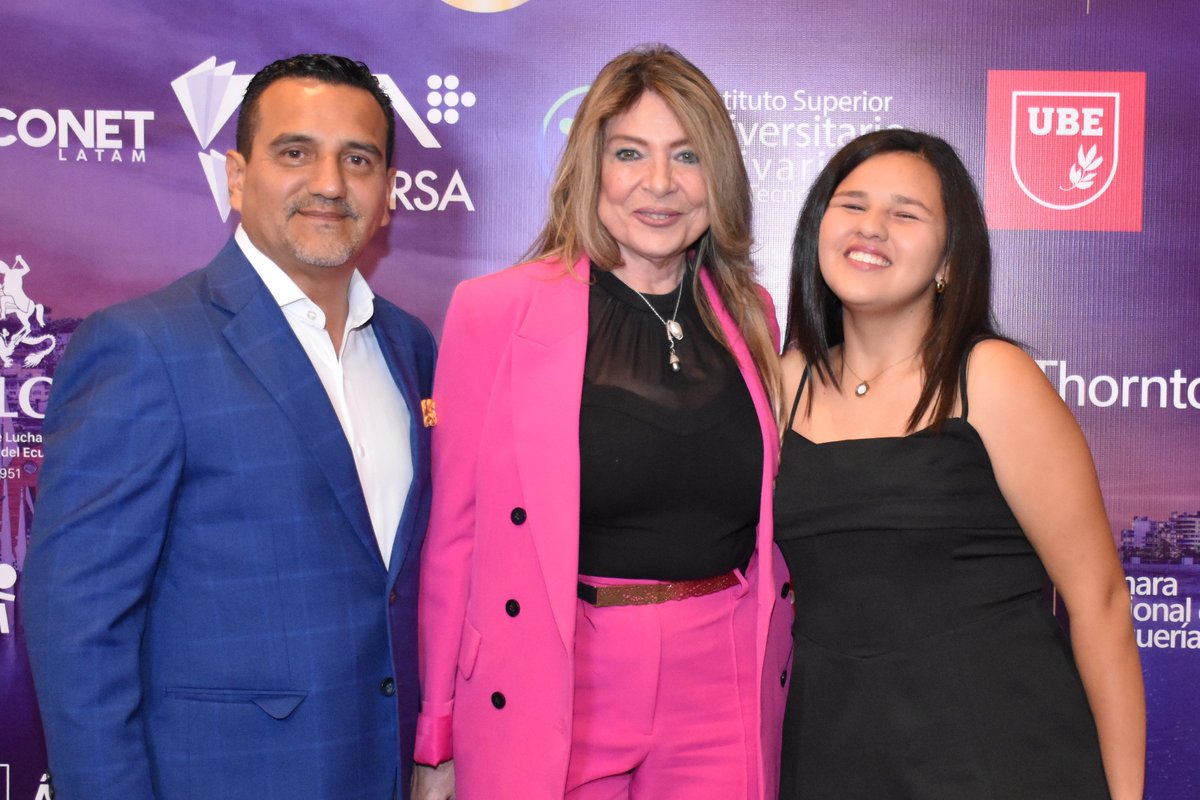 carzuaEC's tweet photo. EPIGENETIC®️ presente en @LaCofradiaPerla con su línea de suplementos. 

Excelente anfitrión Jaime Franco logrando reunir a la élite empresarial ecuatoriana.

@ivonnebaki 
@IvanOntanedaB 

Visítanos en https://t.co/KVNRJ2iTWl
Y síguenos en https://t.co/ZZLTSchpCZ https://t.co/yMciUkFtl8
