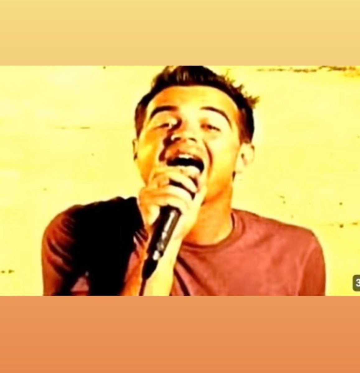 Hit The Lights tweet media