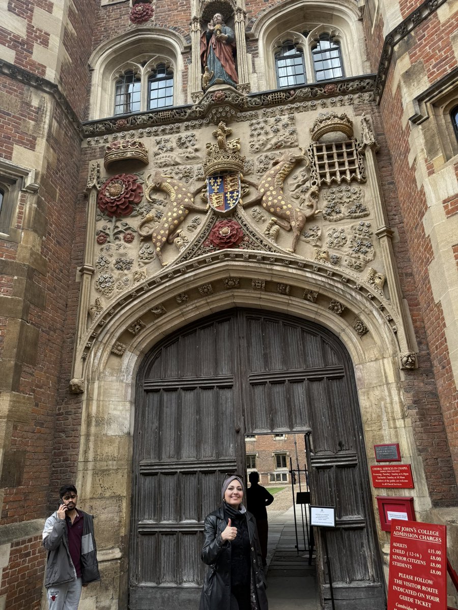 raghod2006's tweet photo. In Cambridge�� where elegance meets intellect.
A place that reminds me that true success begins with vision, passion, and grace. 
#Cambridge #Leadership #EleganceInMind https://t.co/QN8pErrzrB