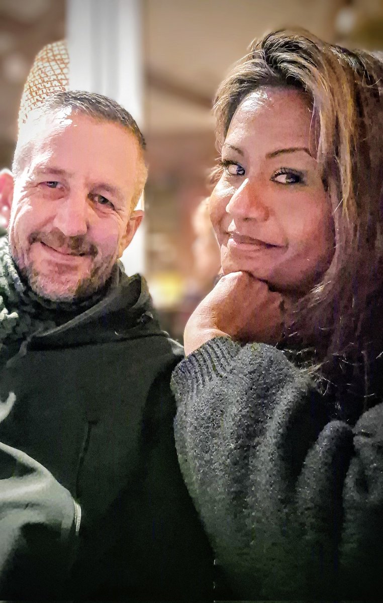 Socialisme, vriendschap en strijd voor een eerlijk Apeldoorn ❤️🌹
Samen voor een stad waar mensen altijd op 1 staan!

#SP #Apeldoorn #VoorMensenNietVoorWinst