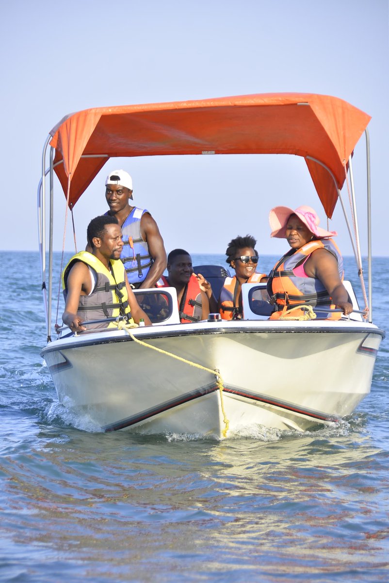 1Azonse's tweet image. Summer Time✌🏾