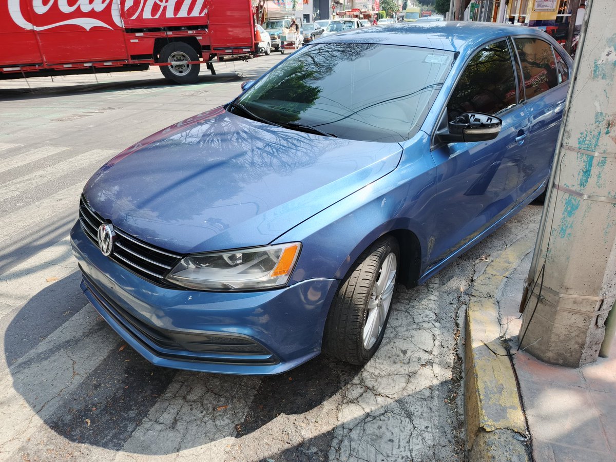 De nueva cuenta, auto estacionado en paso peatonal en José Martí y Minería, Escandón II Sección <a href="/AlcaldiaMHmx/">Alcaldía Miguel Hidalgo</a> . Ya van a infraccionar? Ayer no lo hicieron. <a href="/SSC_CDMX/">SSC CDMX</a> <a href="/UCS_GCDMX/">Unidad de Contacto del Secretario SSC CDMX</a>