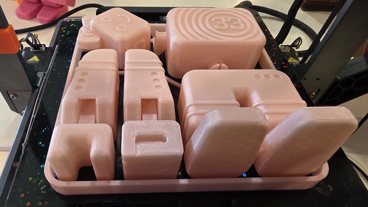 The toy drive sign up site is live! If you know anyone in need, please share this around. The theme this year is kit cards - think snap together model cars but safe for kids of all ages! God bless y'all!
loyal.ms/freegift