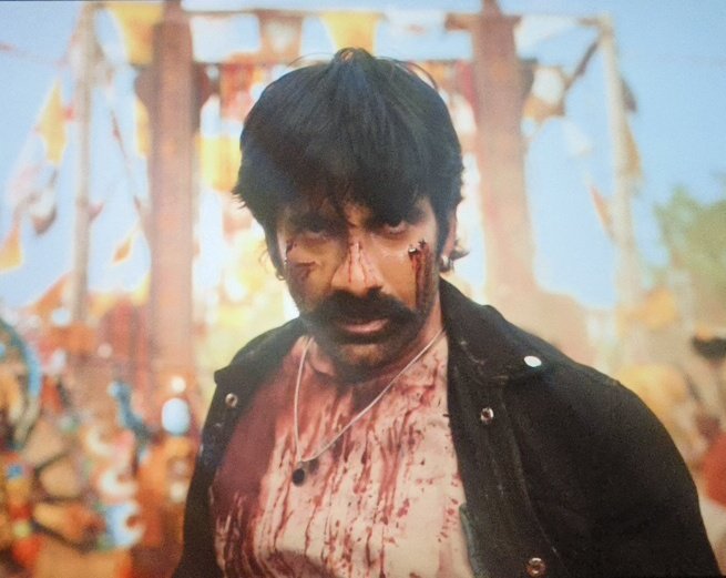RtfSherry's tweet photo. @odela_srikanth  @RaviTeja_offl dream Combo 🥹🥹😍😍❤️‍🔥❤️‍🔥
Correct director with proper script పడితే neee range ee veeru annaya @RaviTeja_offl 
@SLVCinemasOffl plan cheyandi❤️
#Raviteja #SrikanthOdela 
@srinu10477 anna 🙏 https://t.co/zAz639hqRx